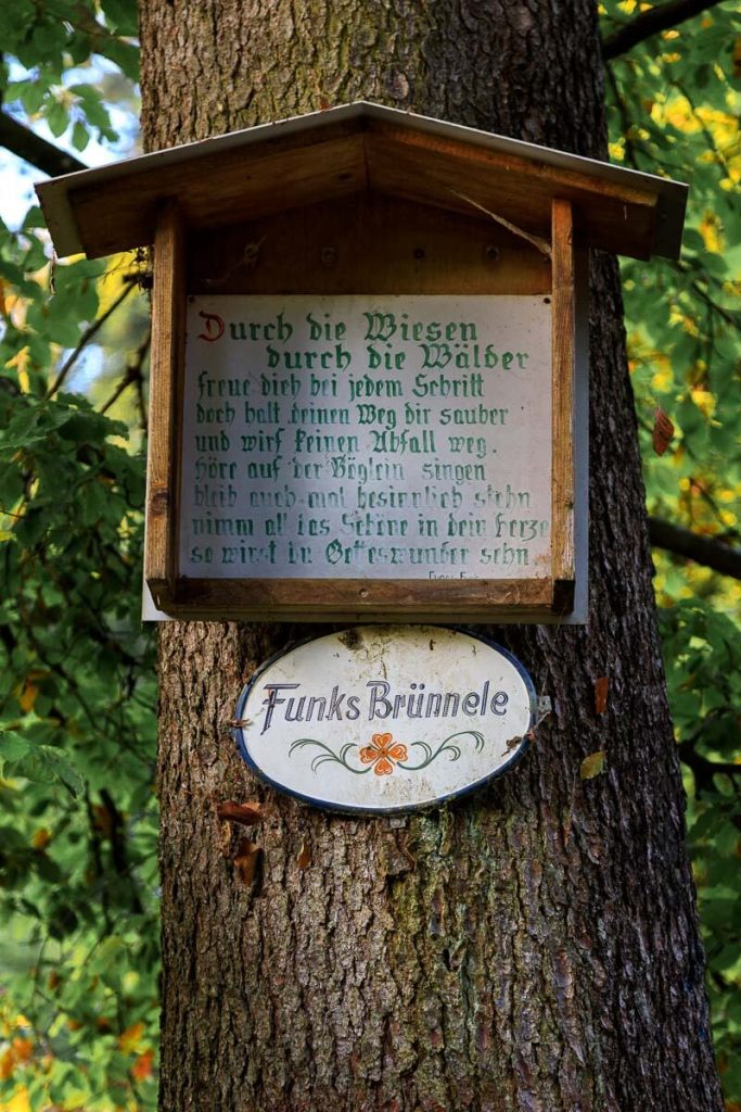 Schild an Funks Brünnele