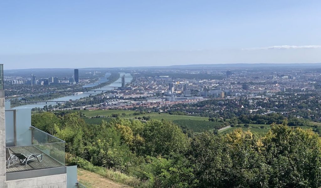 Stadtwanderweg 1 Blick vom Kahlenberg auf Wien